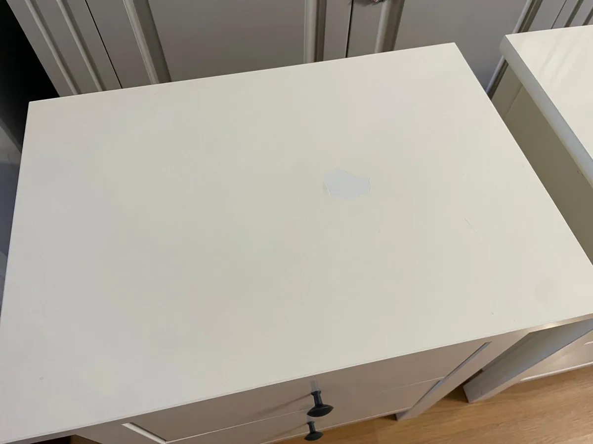 2 Bedside lockers - Image 4
