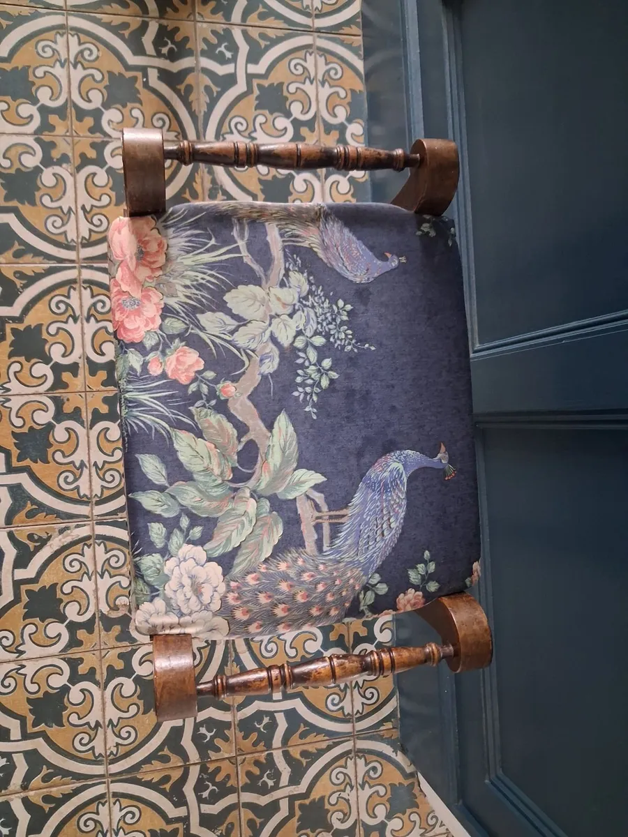 Antique piano stool upholstered in peacock fabric - Image 2