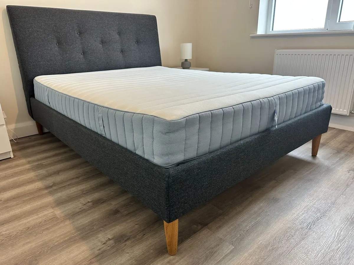 Bed frame and mattress - Image 3