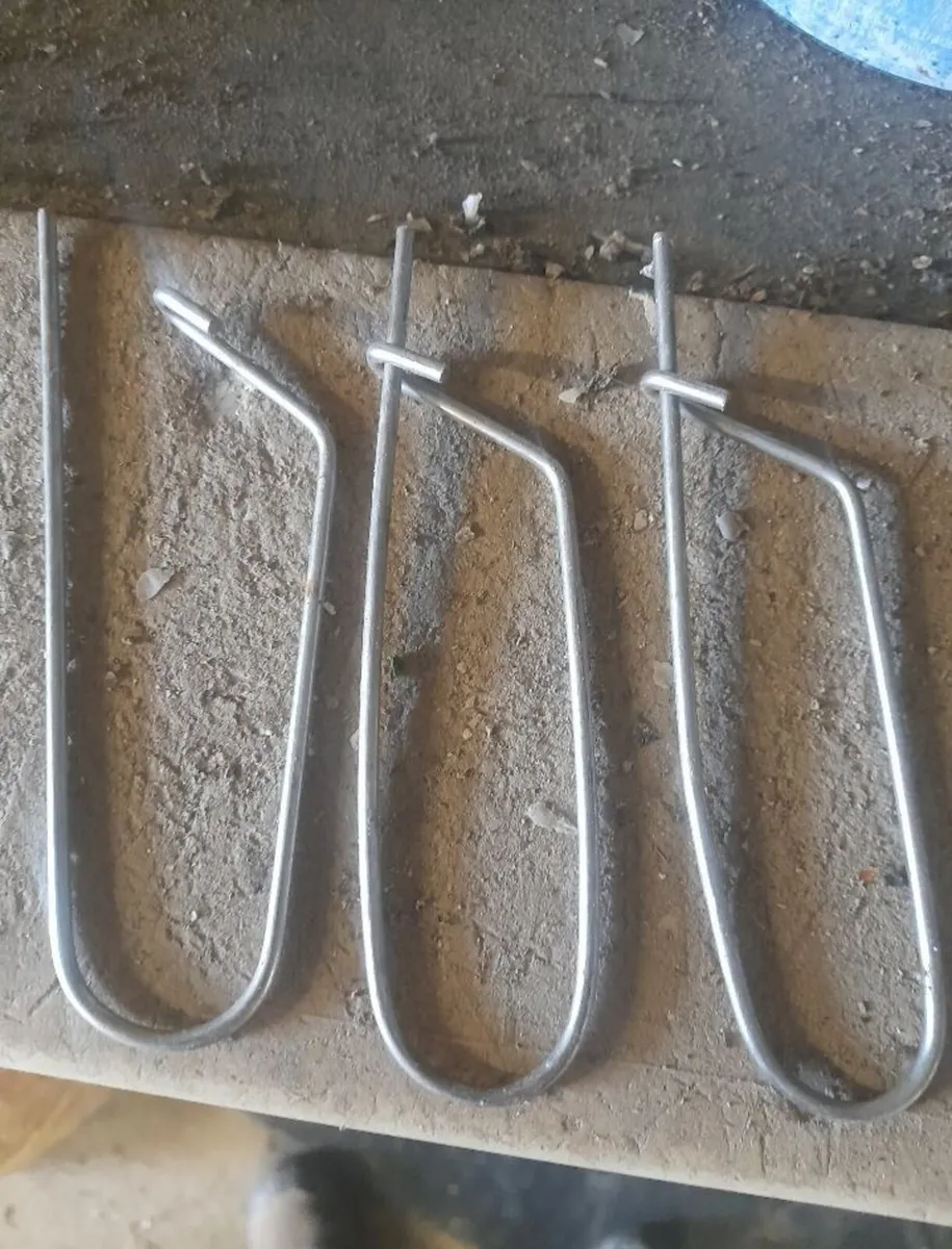 Oyster equipment - Image 1