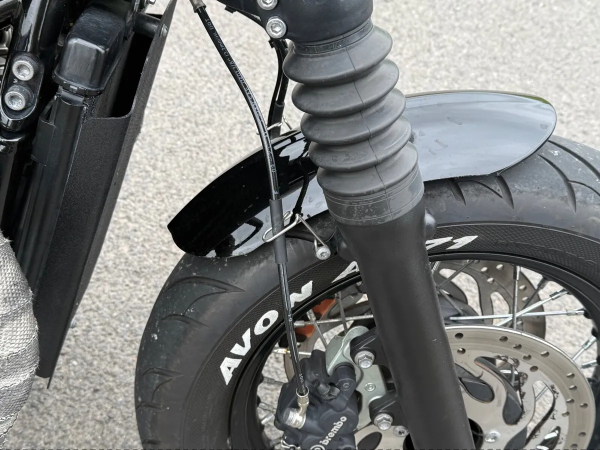 Triumph Bobber 1200 - Image 3