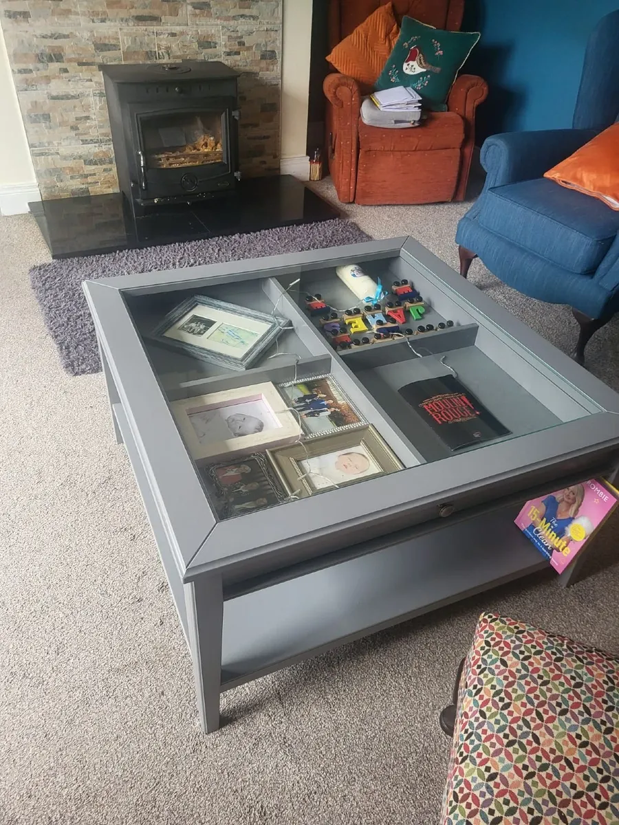 Living room table - Image 2