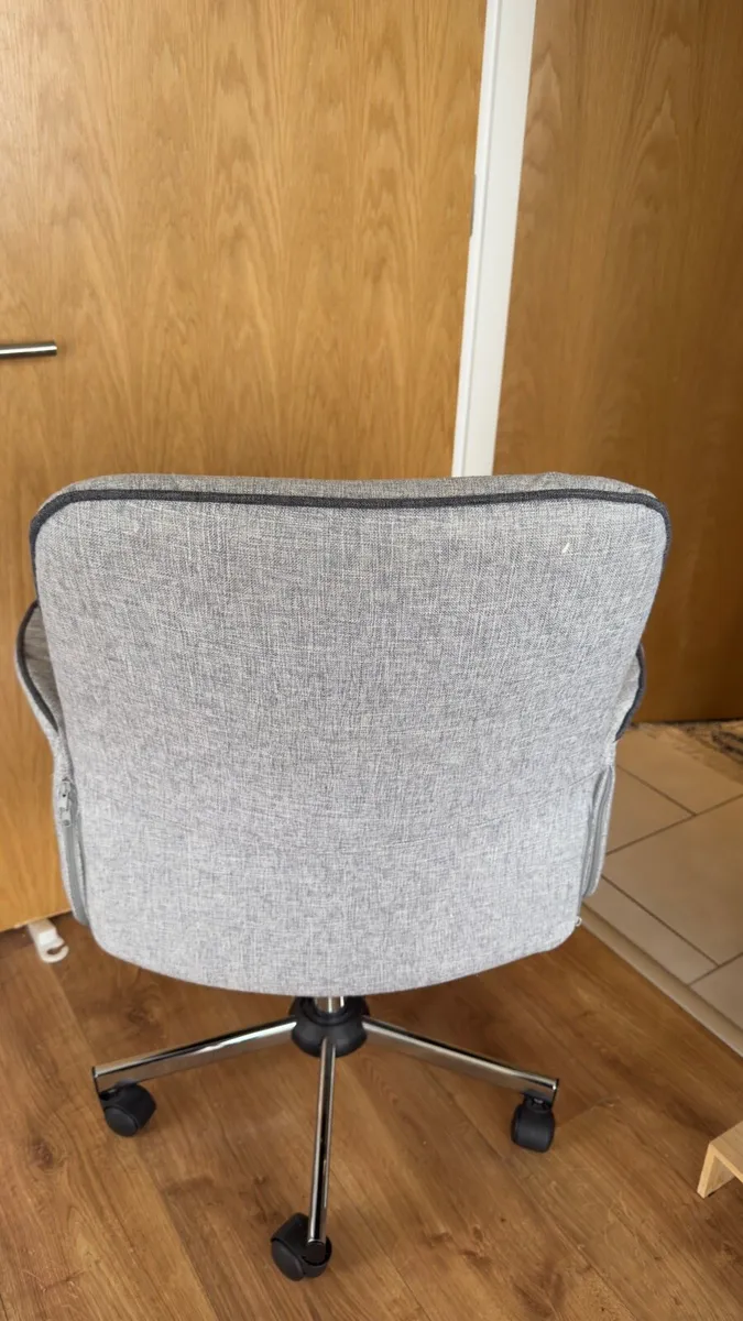 Office chair - Image 3