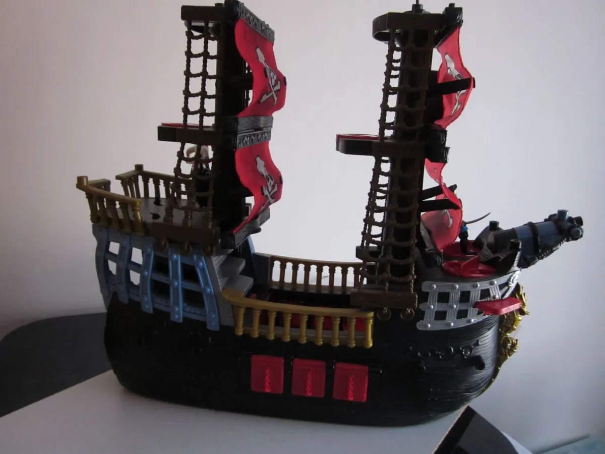 Fisher Price Imaginext Black/Red Pirate Ship 2006 - Image 3