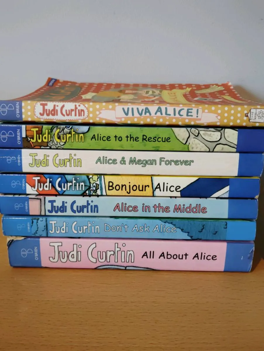 Books - Image 3