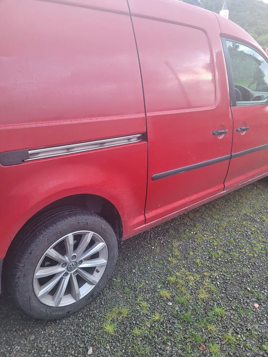 Volkswagen Caddy 2014 - Image 3