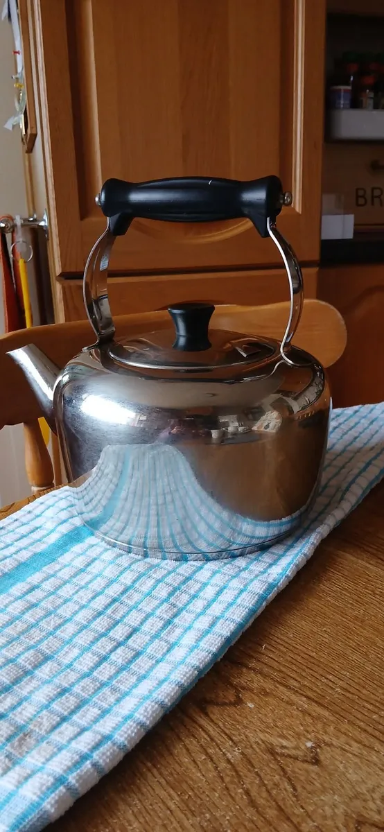 3 litre kettle for stove top - Image 4