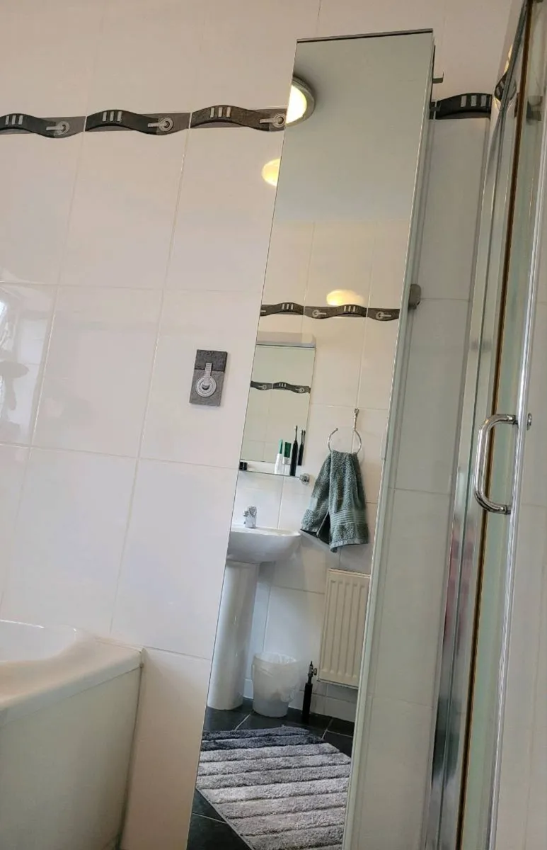Bathroom storage unit - Image 4