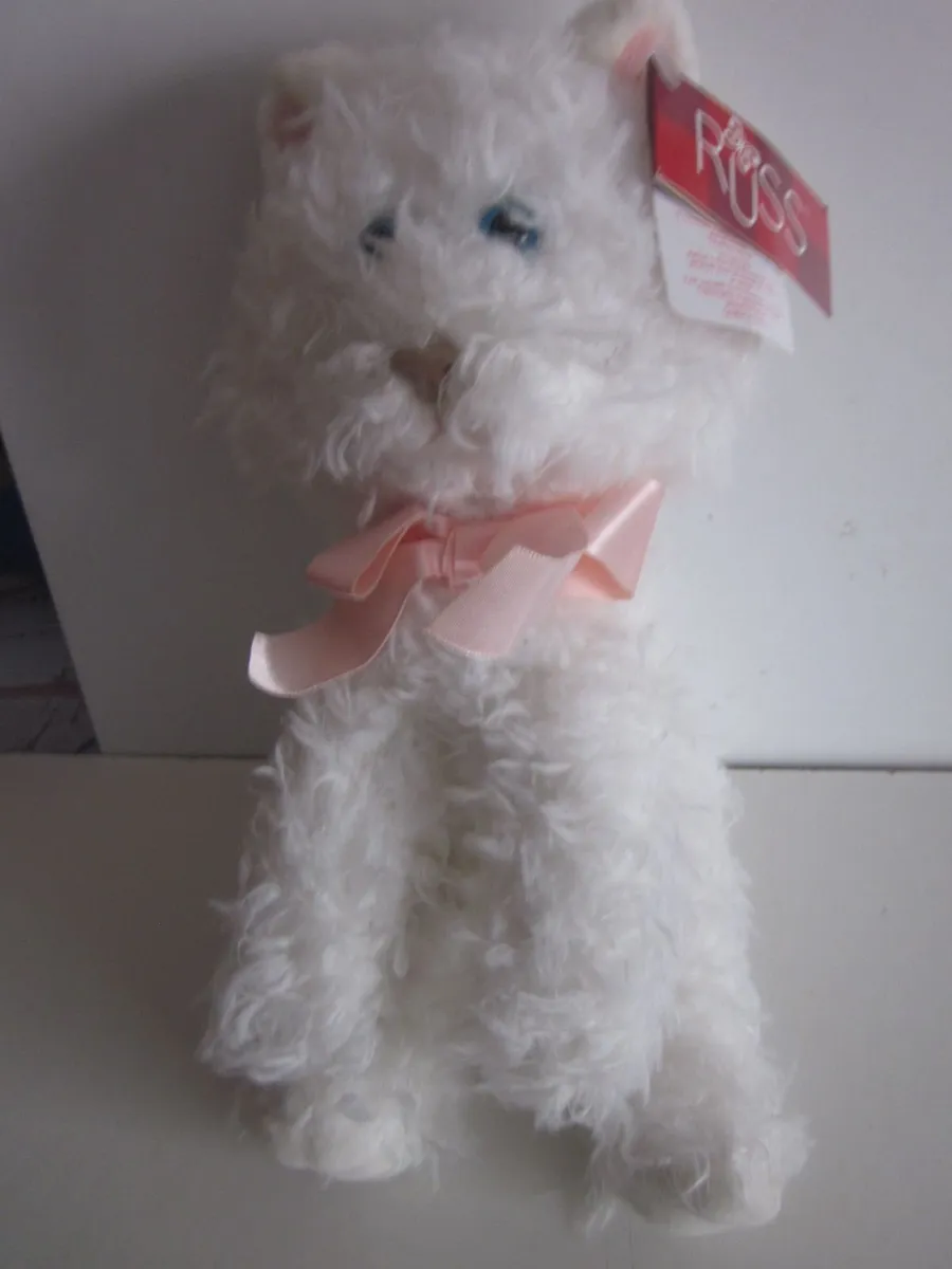Russ Berrie Fuffi White Cat  soft toy - Image 1