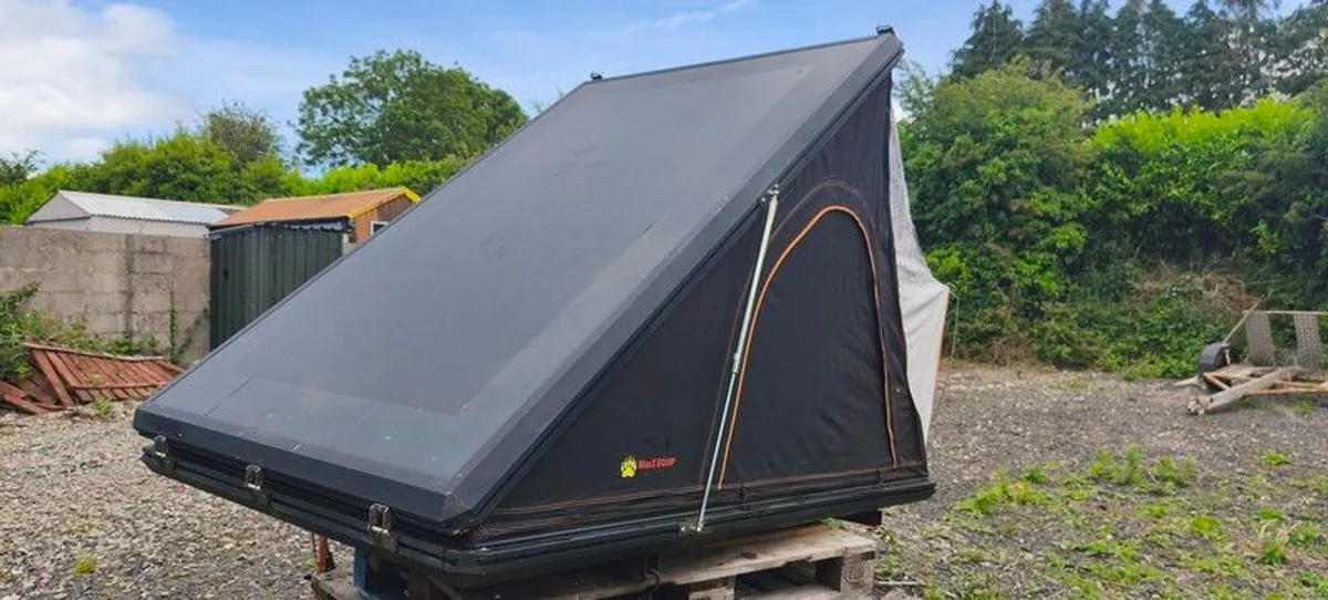 Roof Tent - Image 2