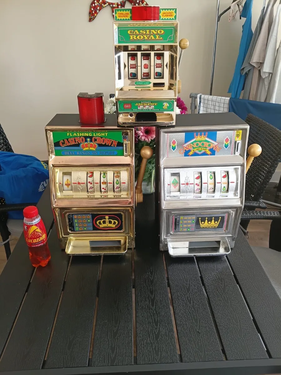 3 collectable fruit machine - Image 1