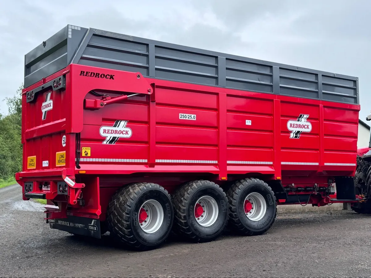 Redrock 25 Foot tri axle silage trailer,Full Spec- - Image 4