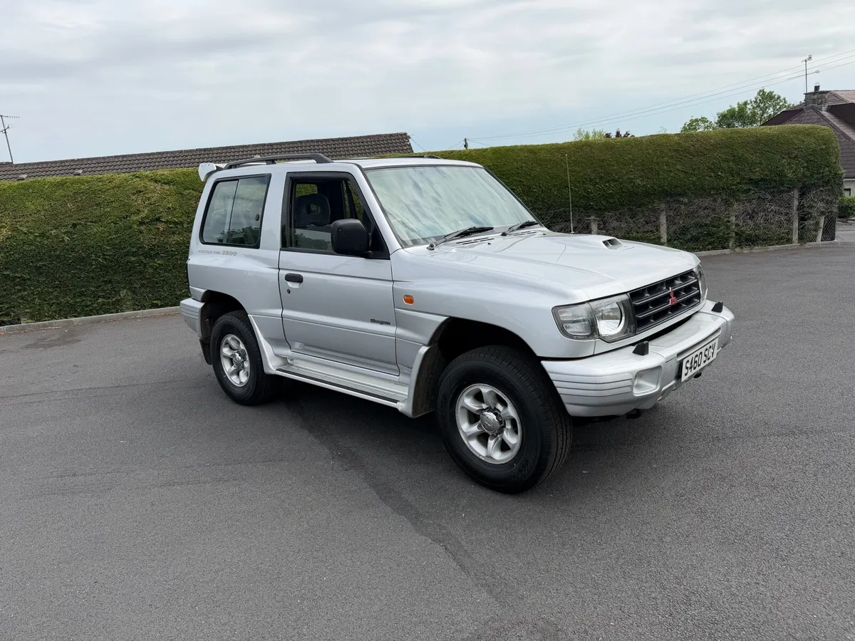 1998 Mitsubishi Shougun 2.8 GLS - Image 1