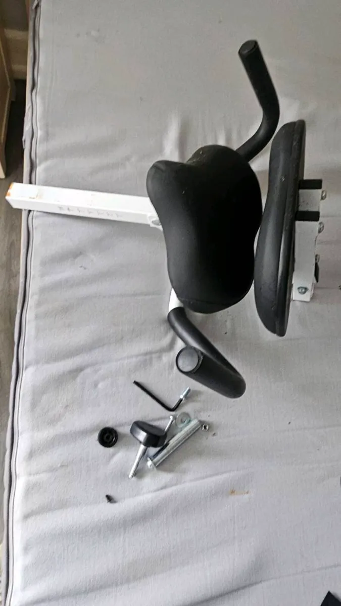 Foldable exercise bike - Image 1