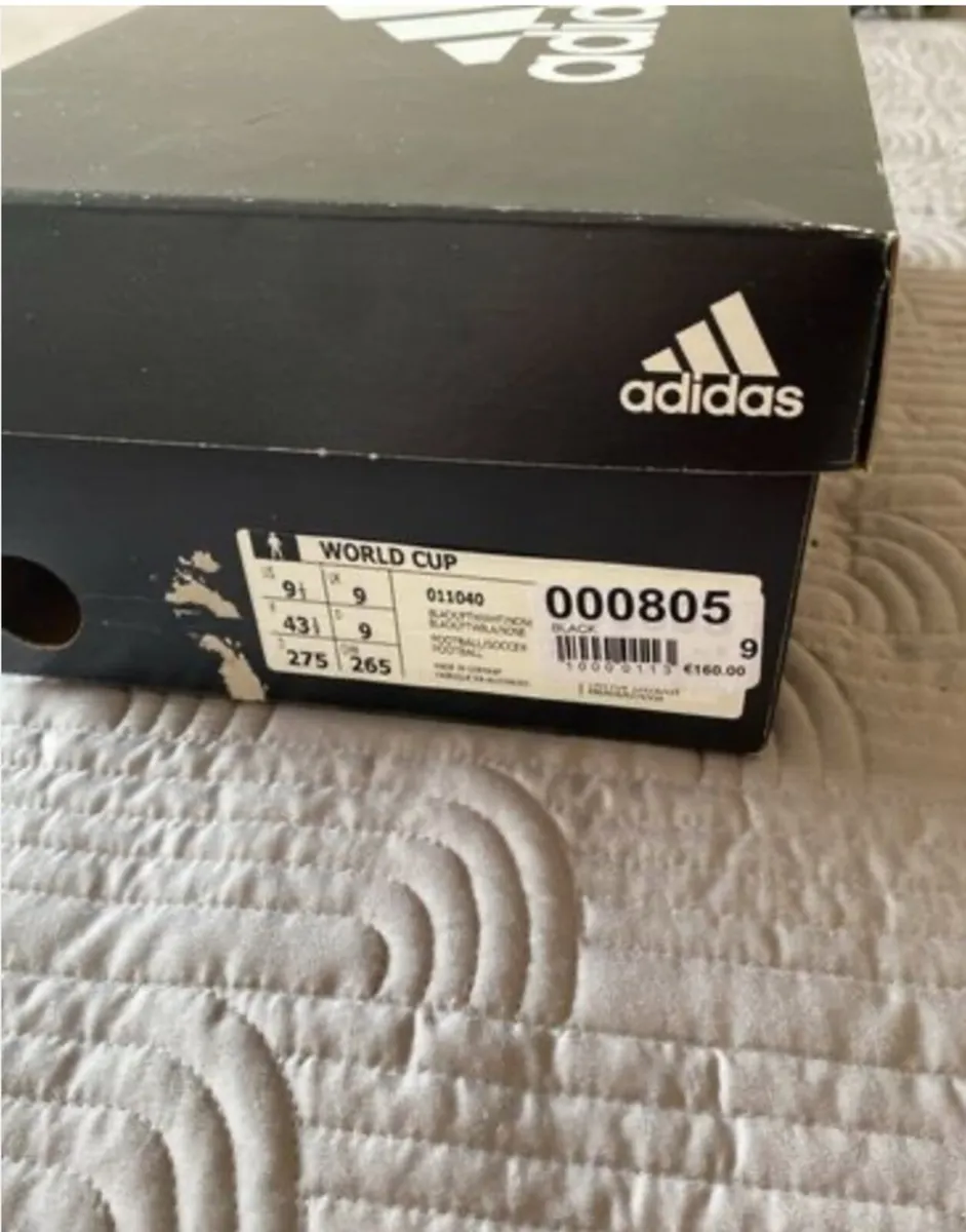 Adidas World Cup Football Boots Size UK9 - Image 4