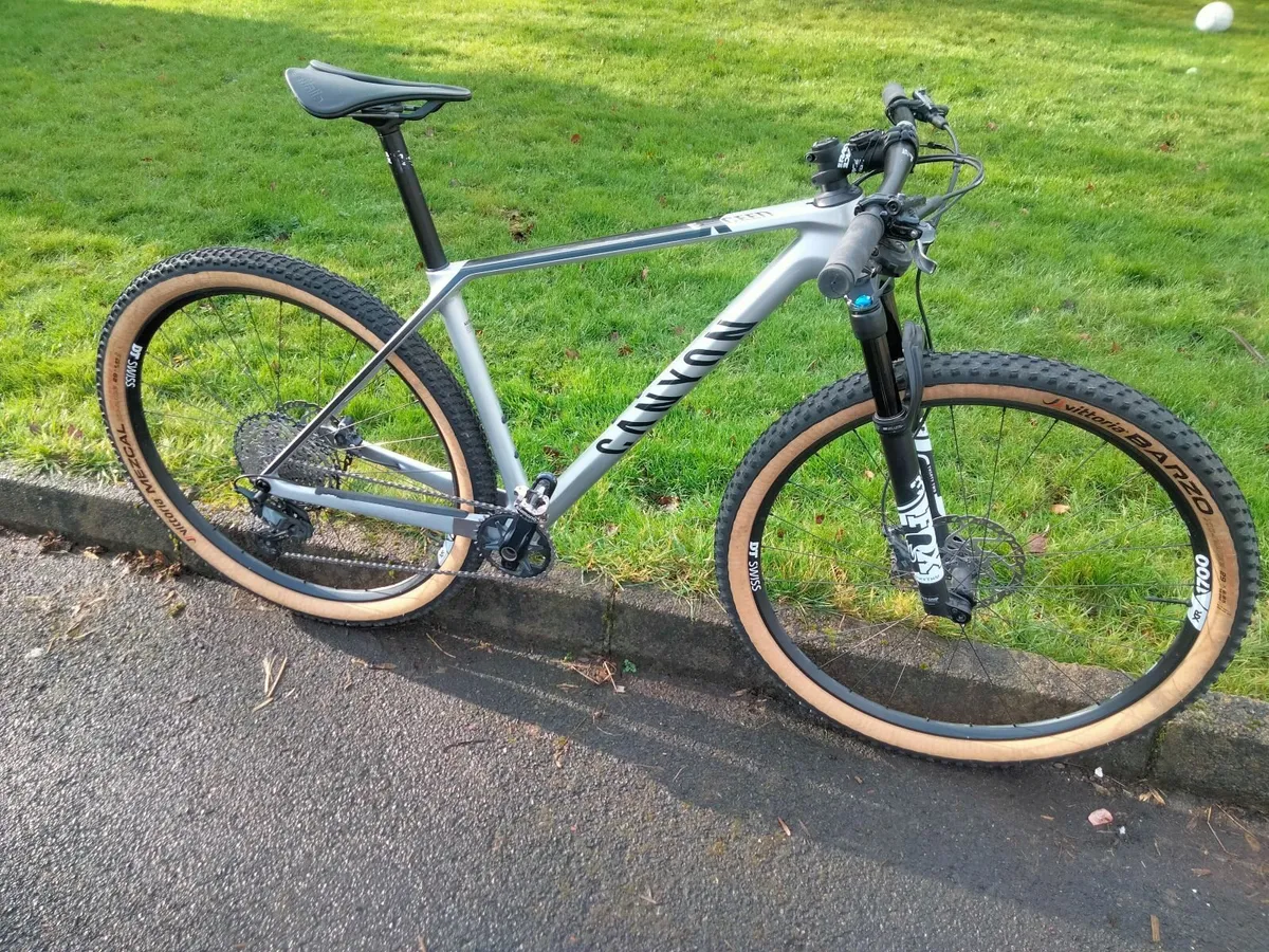 Canyon Exceed CF 6 XC Carbon Mountain Bike - Image 1