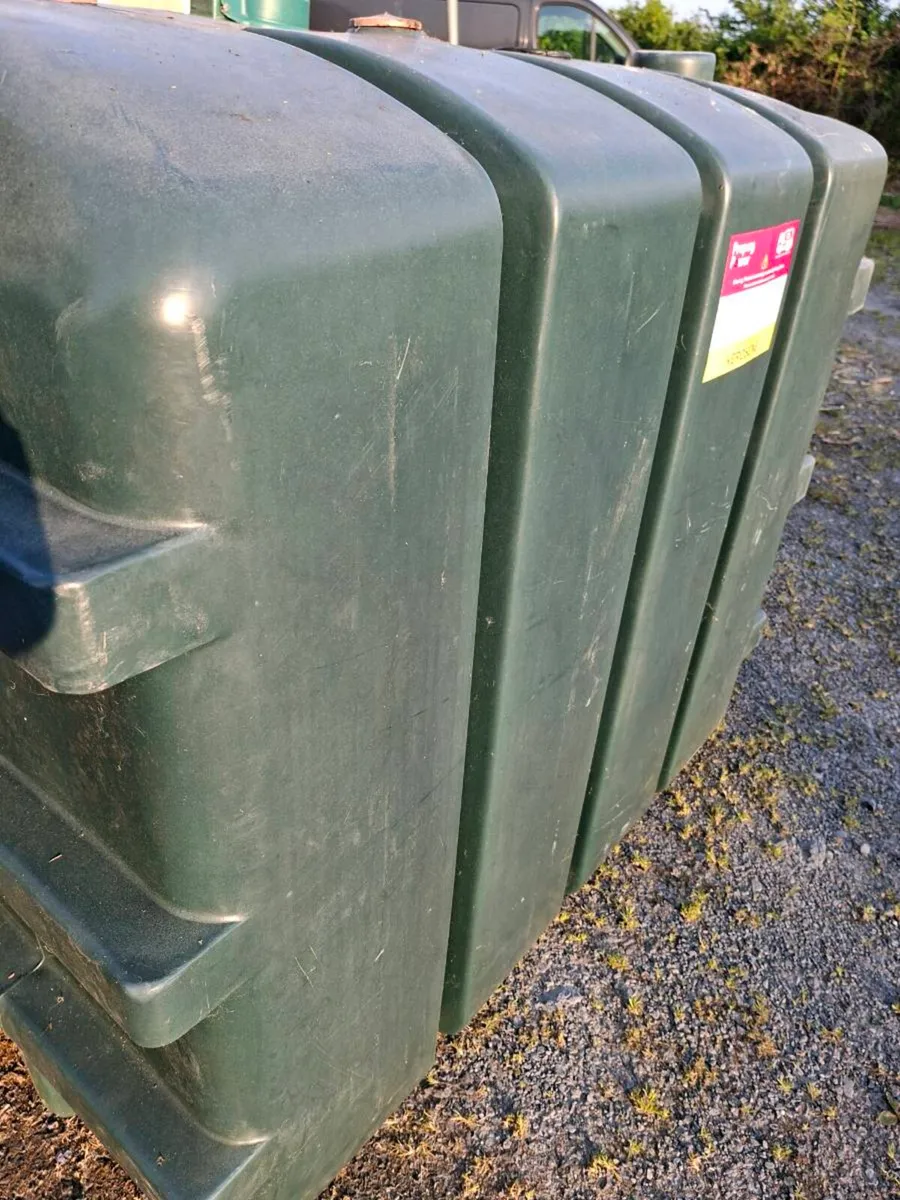 Oil tank - Image 4