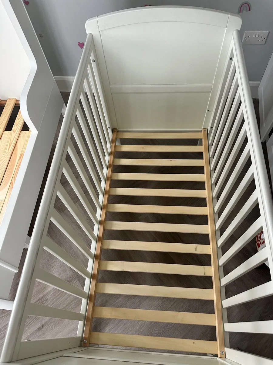 Mamas & Papas Cot Bed - Image 2