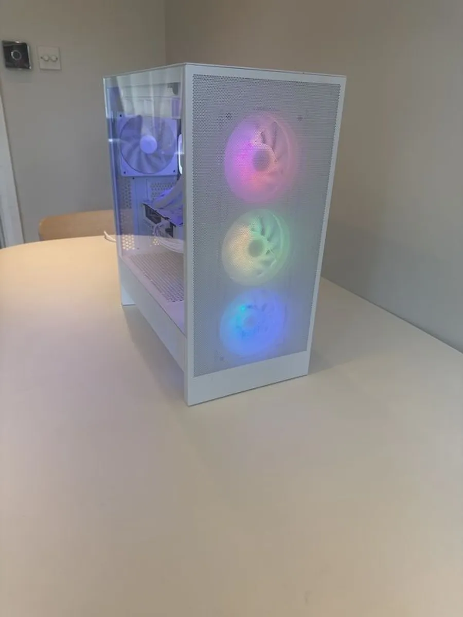 Gaming Pc ( All White) - Image 1