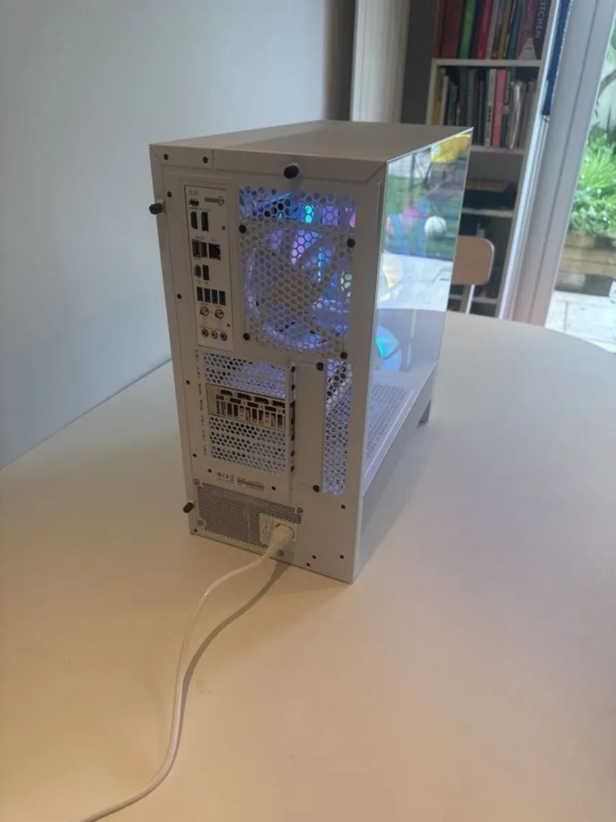Gaming Pc ( All White) - Image 3