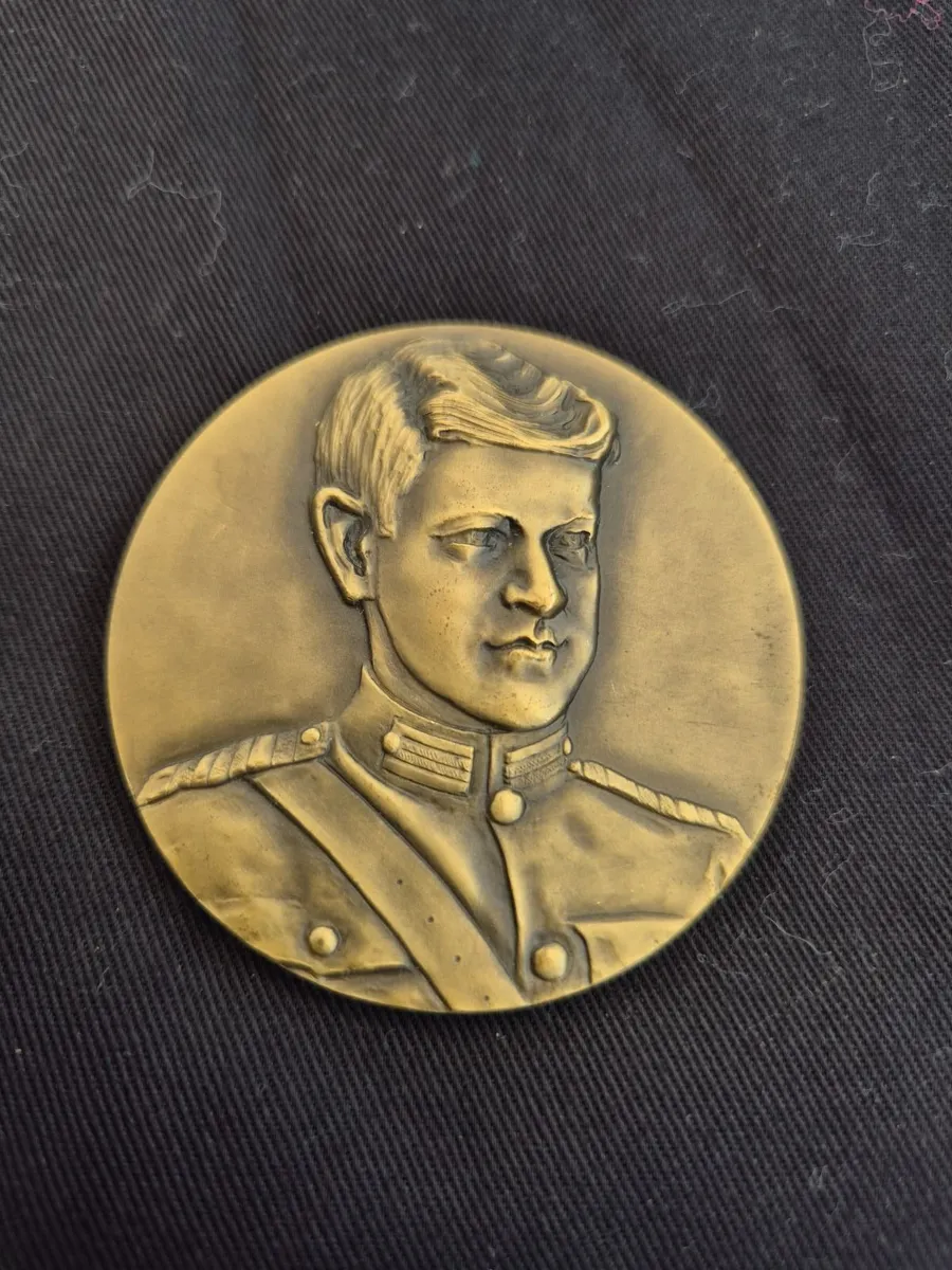 Commerative medal - Image 4