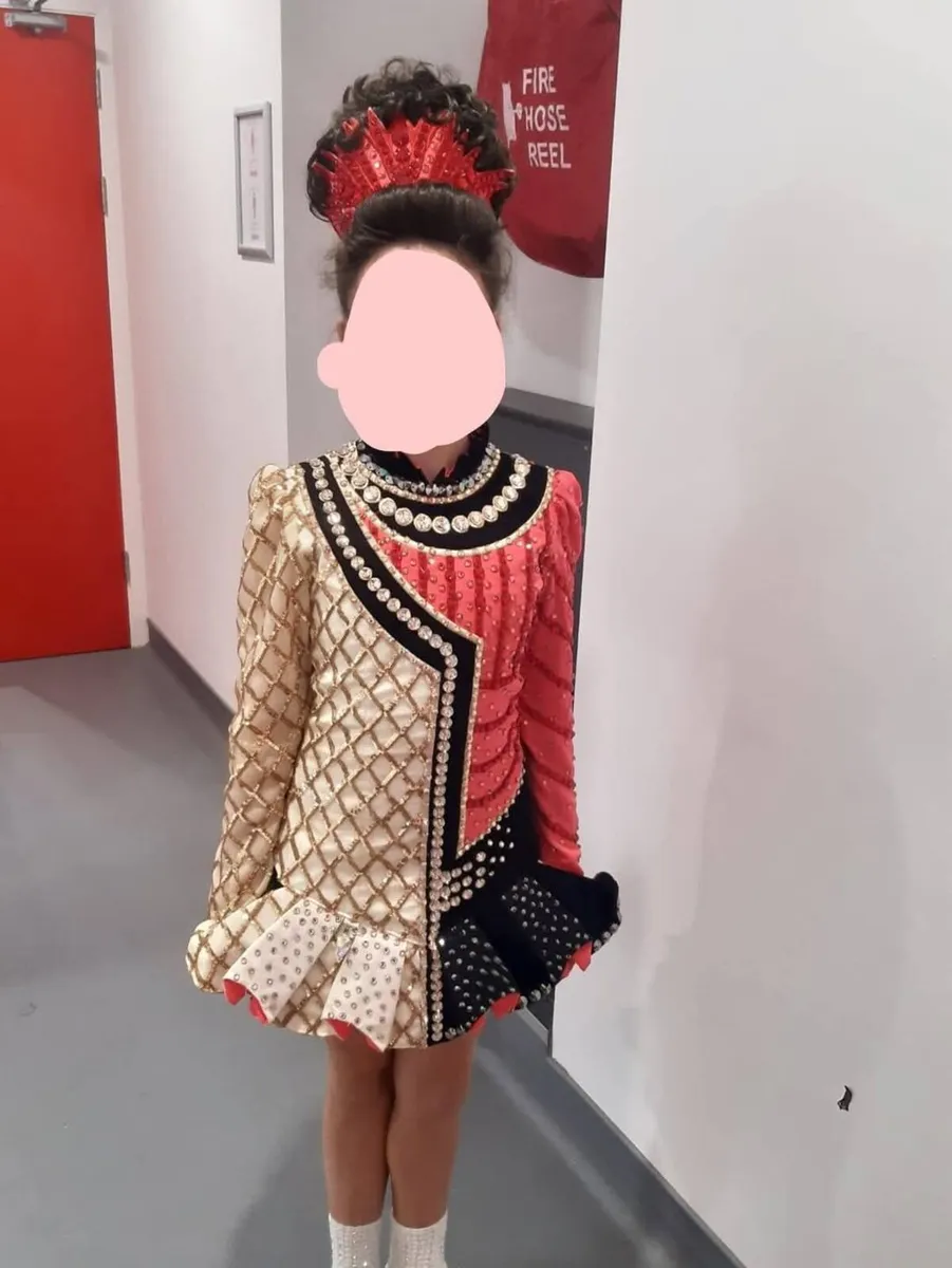 Dancing dress - Image 1