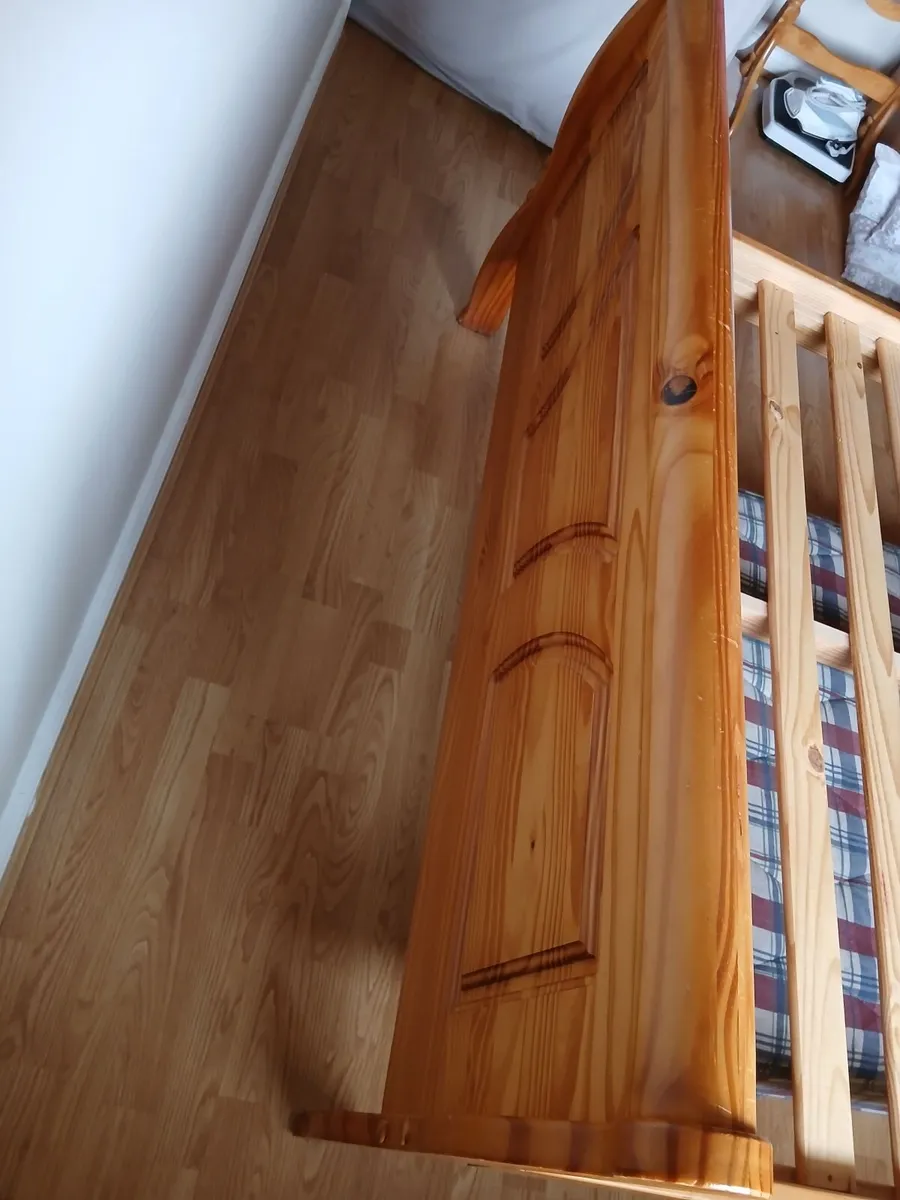 Bed frame - Image 2
