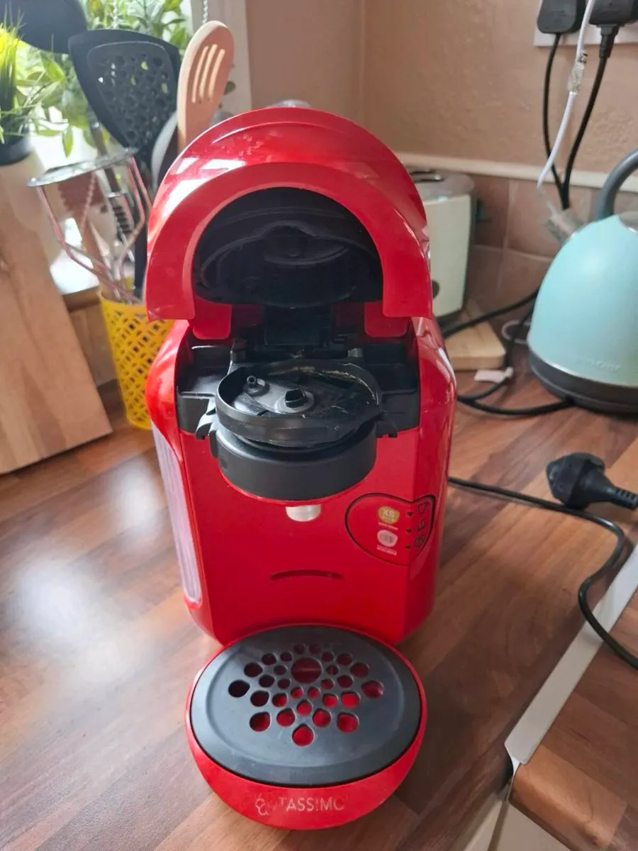 Bosch Tassimo Coffee Machine – Red - Image 2