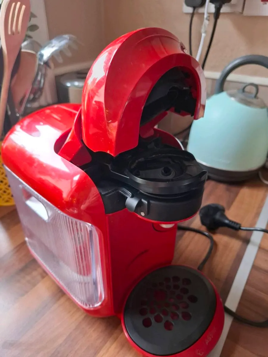 Bosch Tassimo Coffee Machine – Red - Image 4