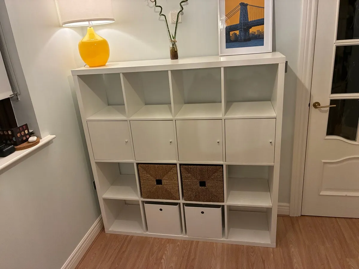 White Ikea Kallax 4x4 with 4 presses and 4 boxes - Image 1