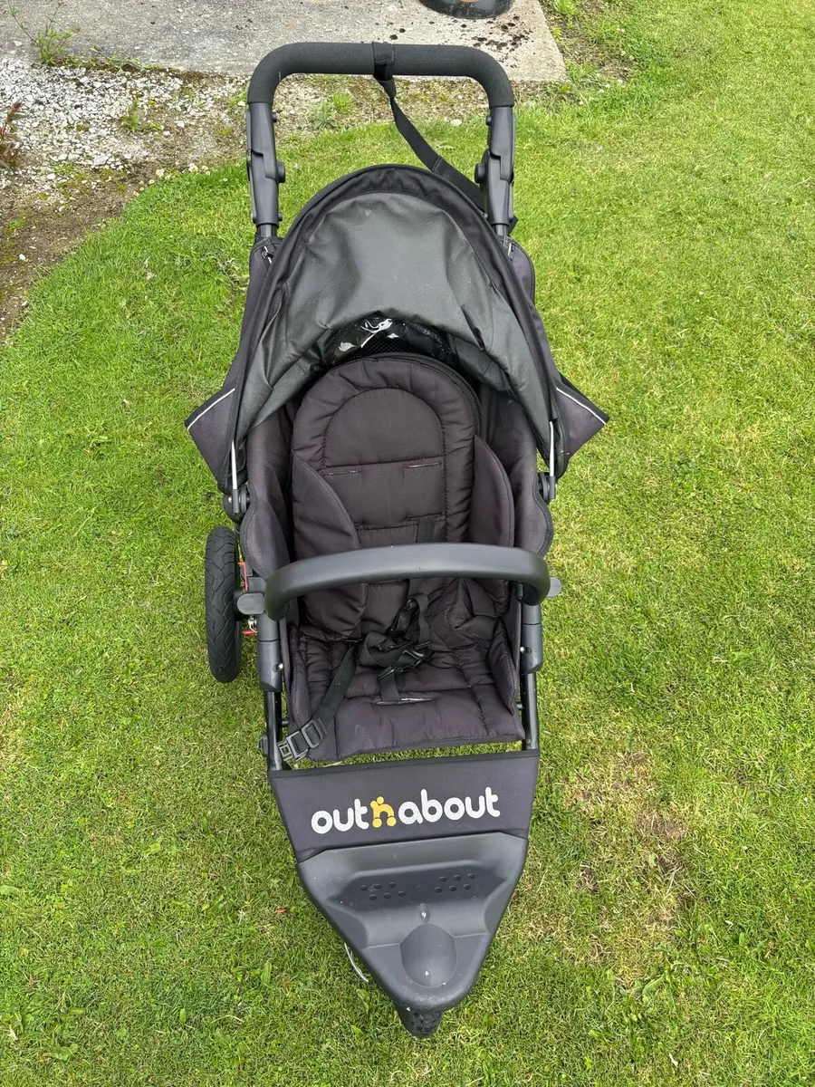 Out N about buggy - Image 4
