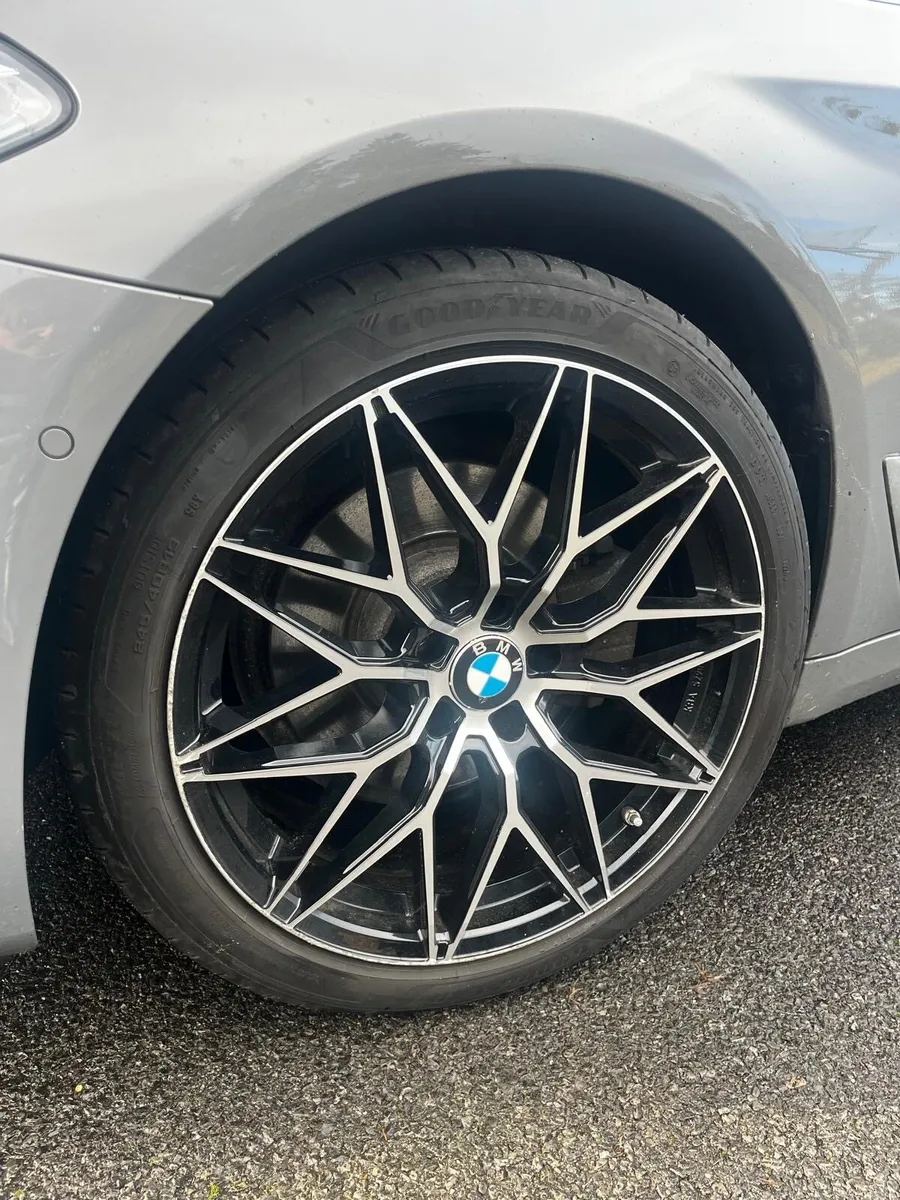 BMW 520 Alloy Wheels - Image 2