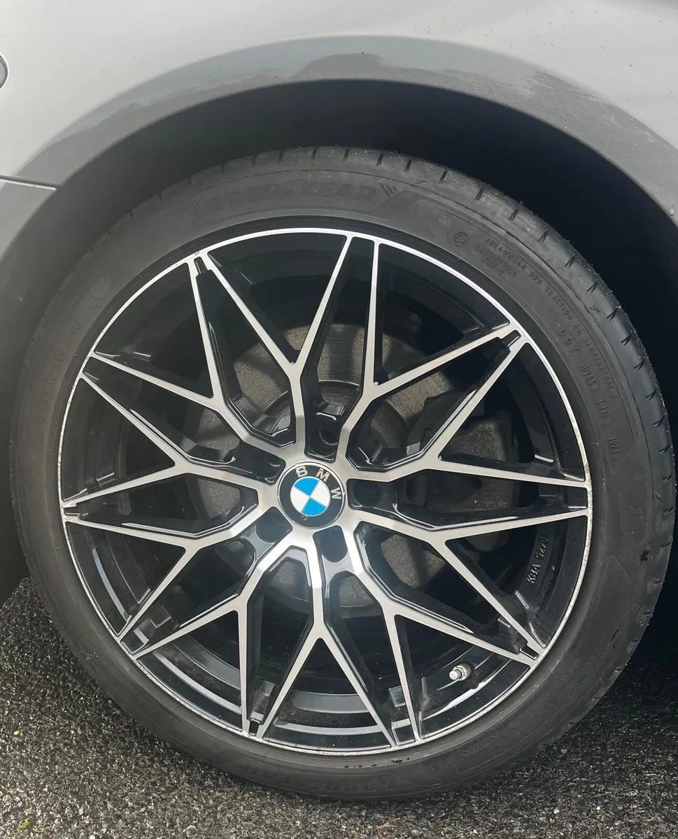 BMW 520 Alloy Wheels - Image 3