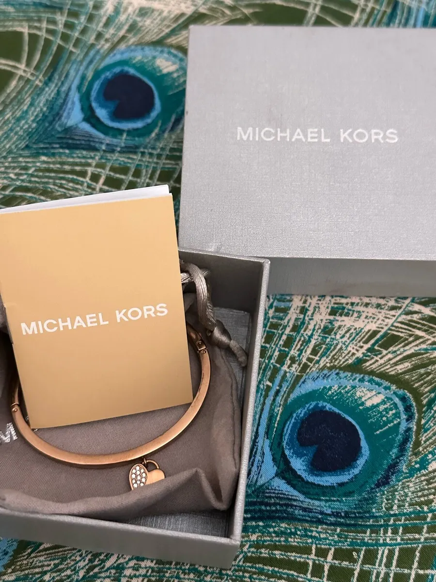 Michael kors bracelet - Image 1