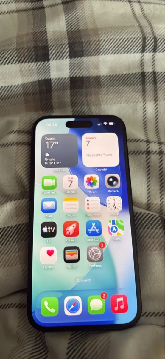 iPhone 15 256GB Unlocked - Image 4
