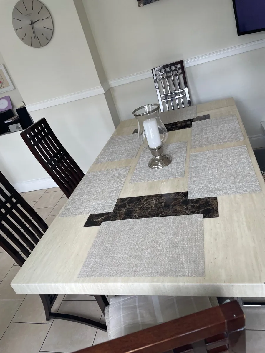 Tables and chairs - Image 3
