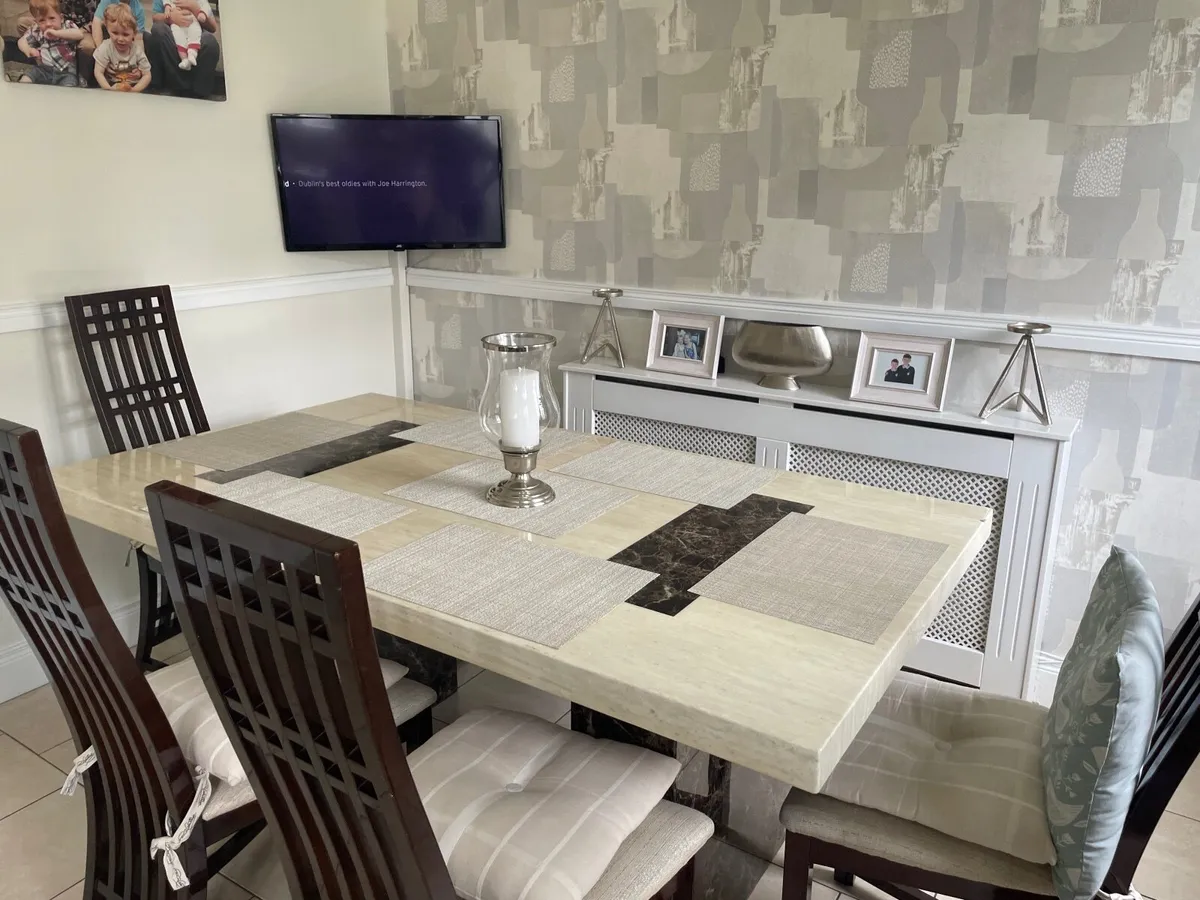 Tables and chairs - Image 2