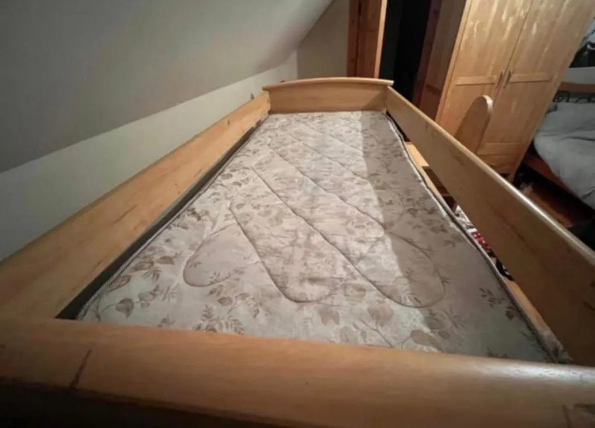 Bunk bed - Image 2