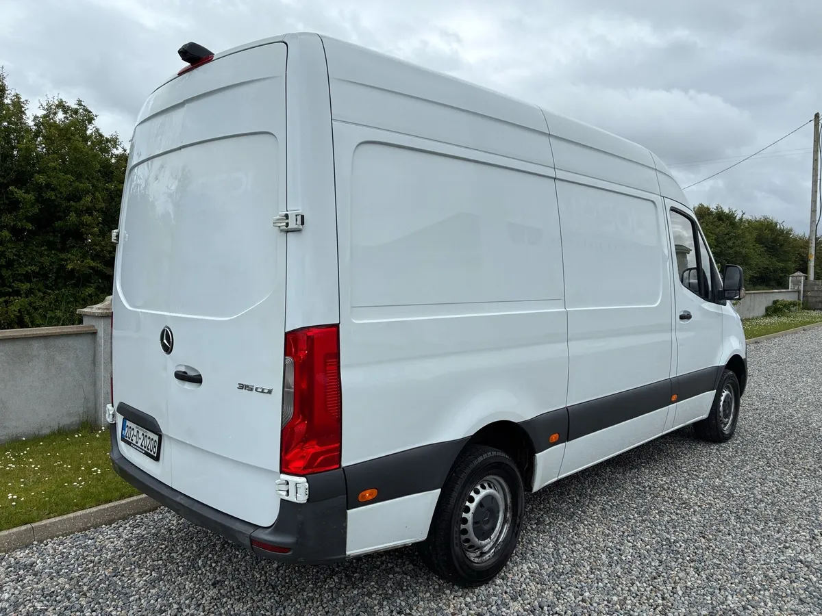 2020 Mercedes Sprinter 315/36 - Image 3