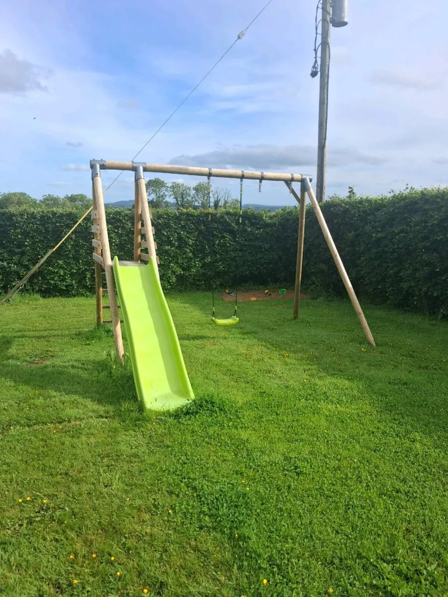 Swing set - Image 3