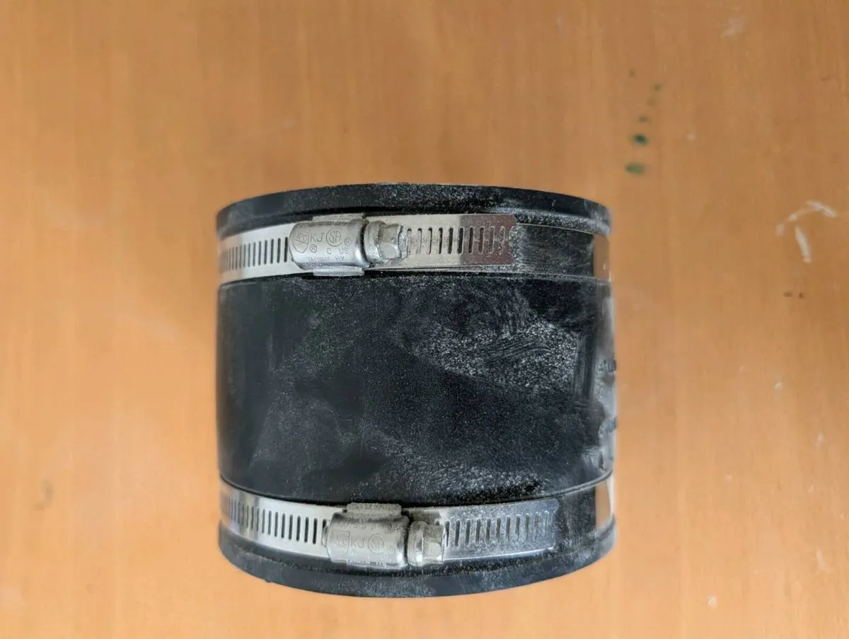 Pvc coupling - Image 1