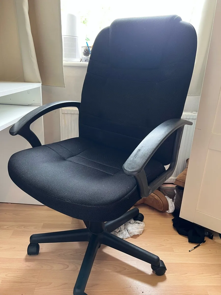 Desk chair - Image 2
