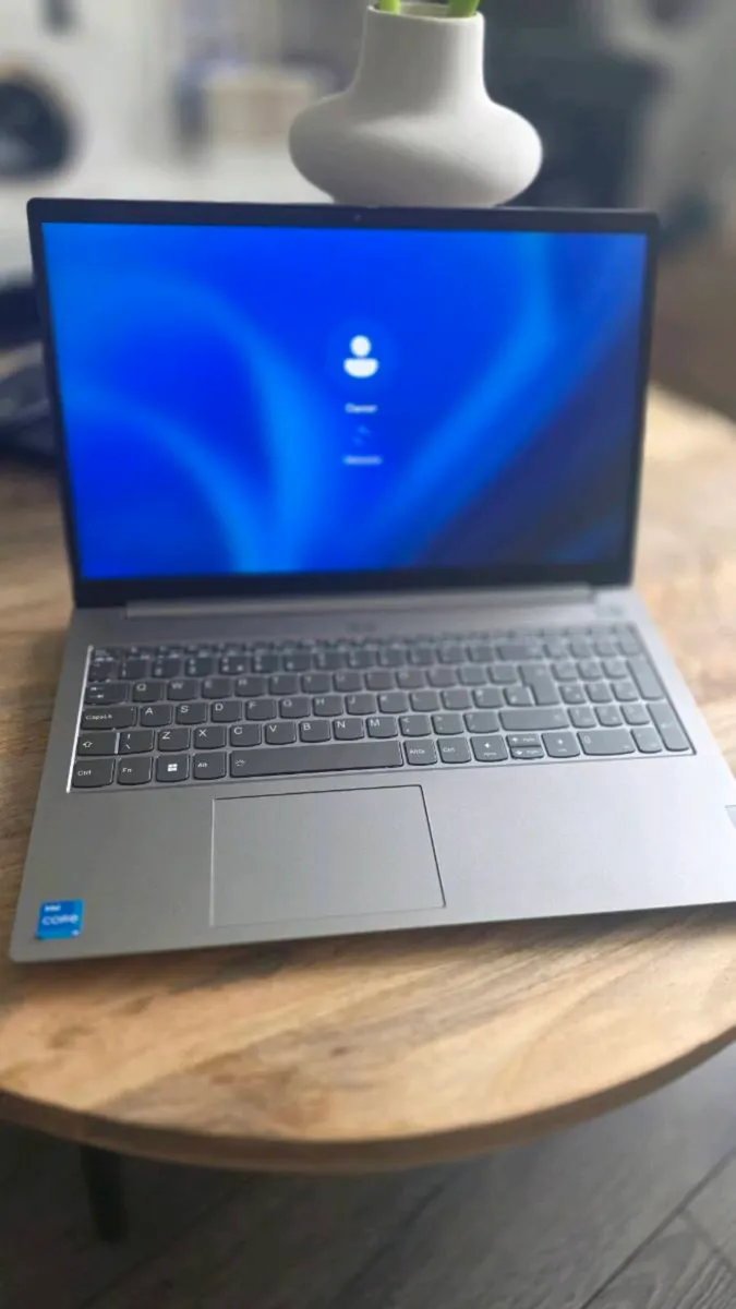 Lenovo ThinkBook 15 - Image 1