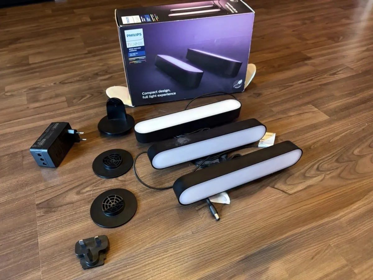 Top condition Philips Hue White and Color Ambiance - Image 2