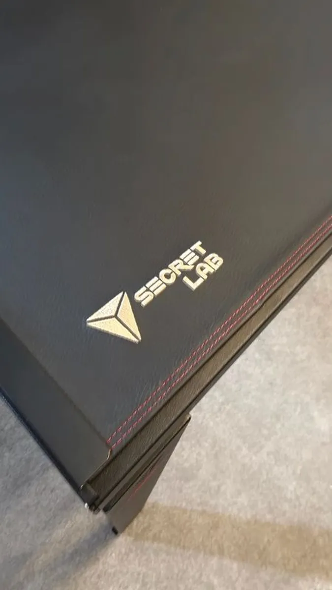 Secretlab Magnus Gaming Office Desk - Image 1