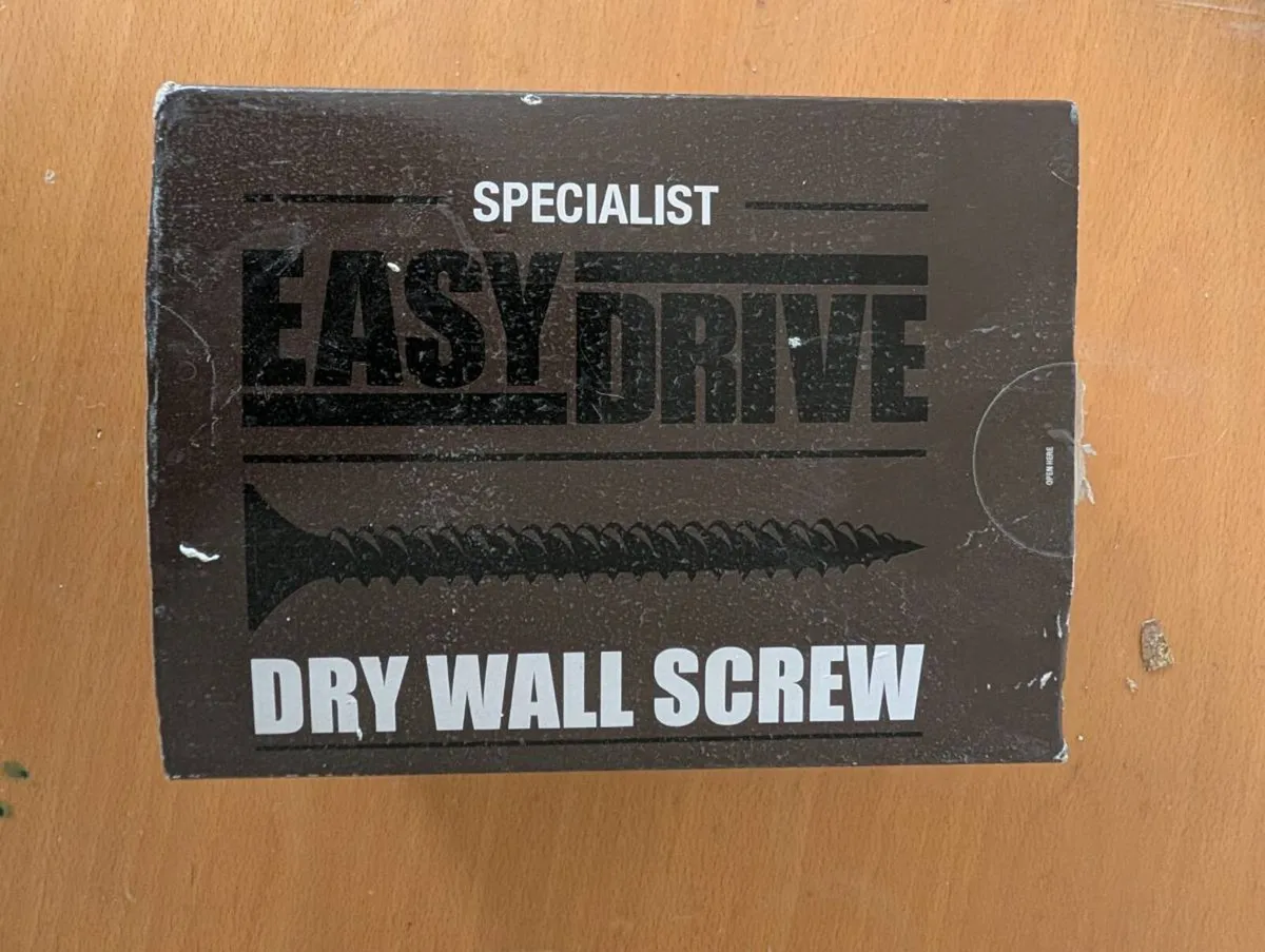 Drywall screw 42mm #700u - Image 2