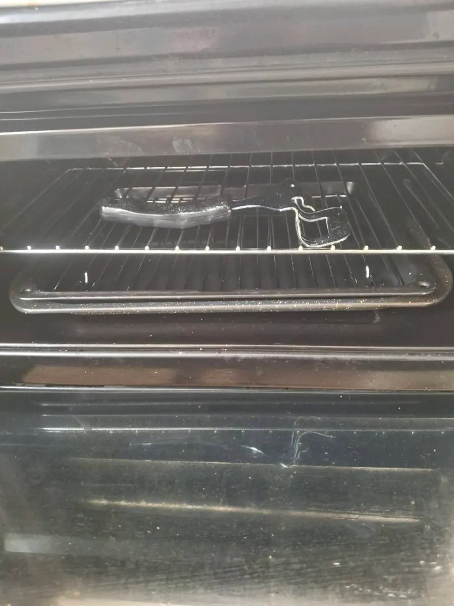Electric hob cooker - Image 3