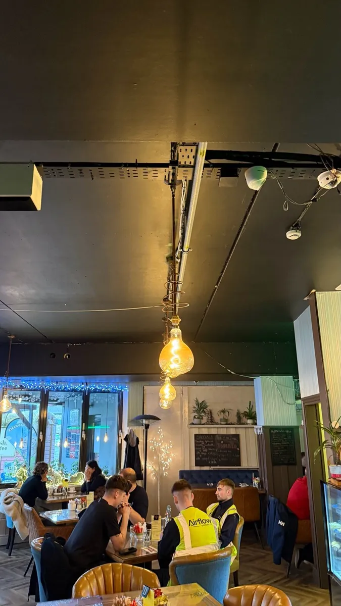 Cafe close down - Image 3