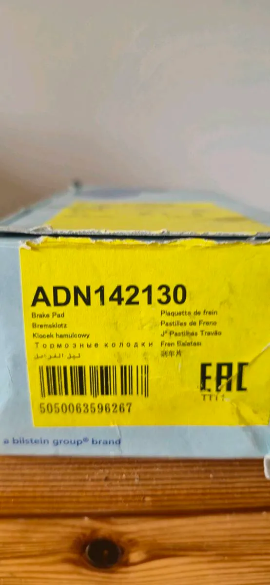 New Front Brake Pads  Navara/Pathfinder/Leaf - Image 1