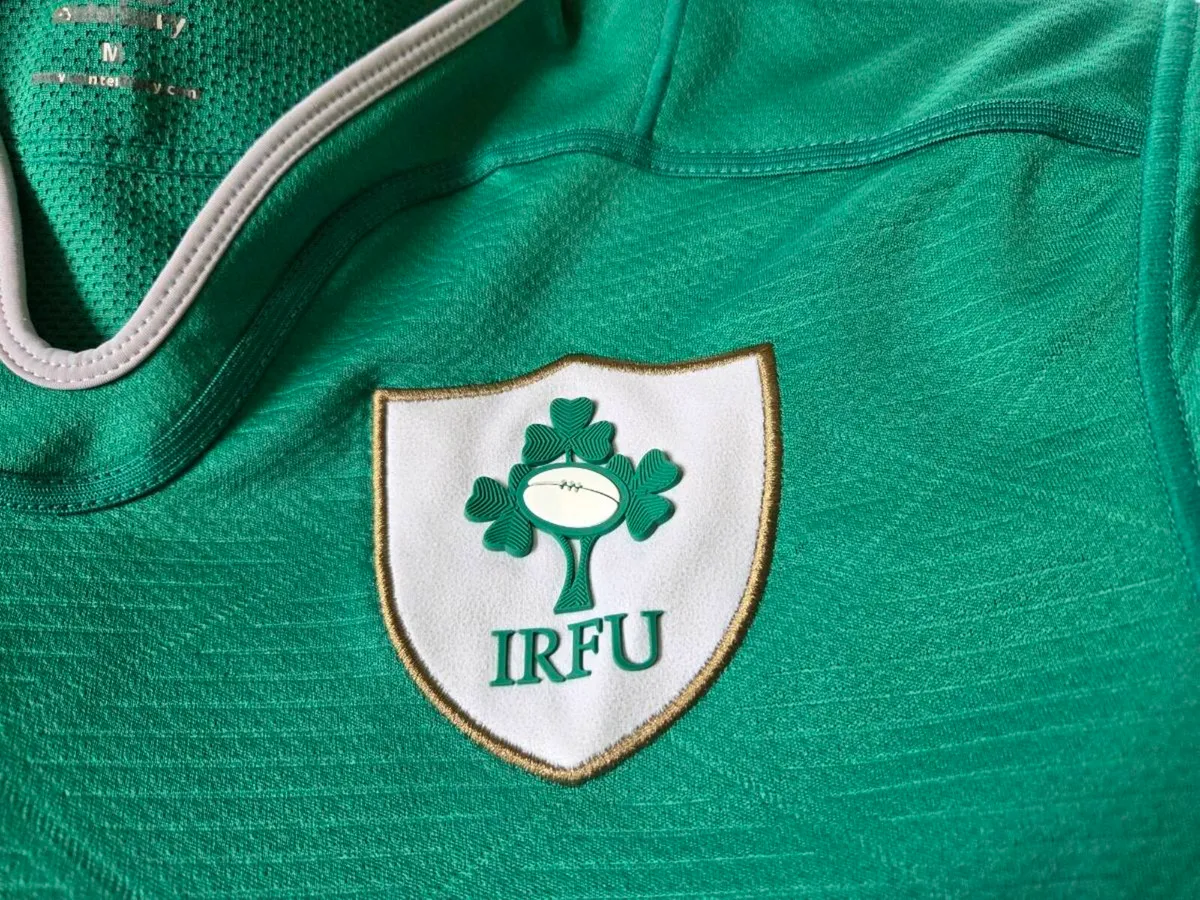 Ireland Rugby Union Home Pro Jersey 2015 to 2016 M - Image 2